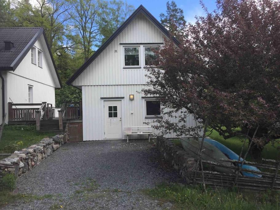 Holiday home Eget Hus I Tyresoe Trollbaecken, Kanoter Ingar.